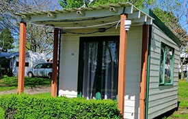 backpacker bungalow ideal for couples